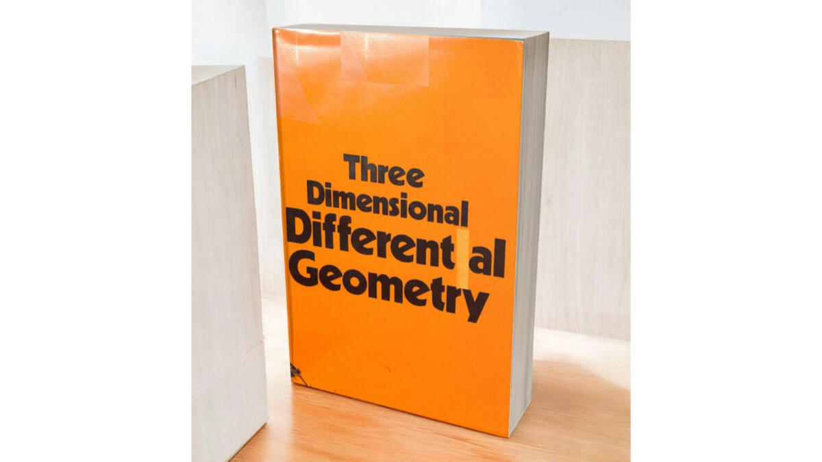 Three Dimensional Differential Geometry Textbook 1